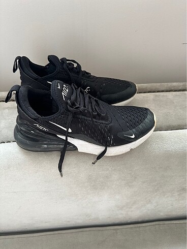 37 Beden Nike spor ayakkabı