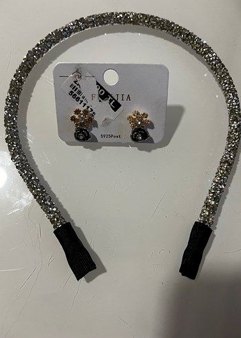 Gri Payetli Metal Taç ve Küpe Seti