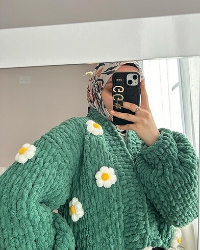 Puffy papatyalı yeşil hırla