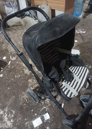 Siyah Bebek Arabası - Görsel 7