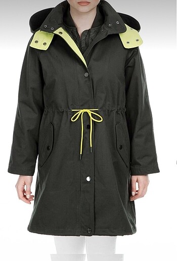 Armani Exchange Yeşil Montlu Parka Trençkot - Görsel 5