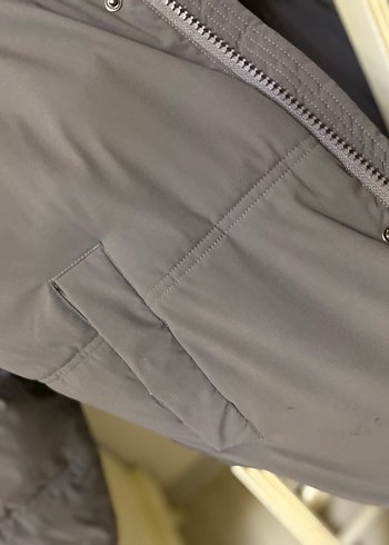 Gri Kapüşonlu Kadın Kışlık Mont resimde  defosu gözüküyor XL L M - Görsel 6