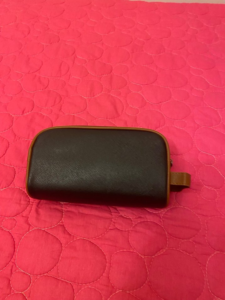 Kahverengi Deri Fermuarlı  çok amaçlı çanta  içi dolu - Görsel 4