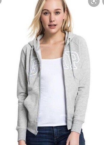 GAP sweatshirt