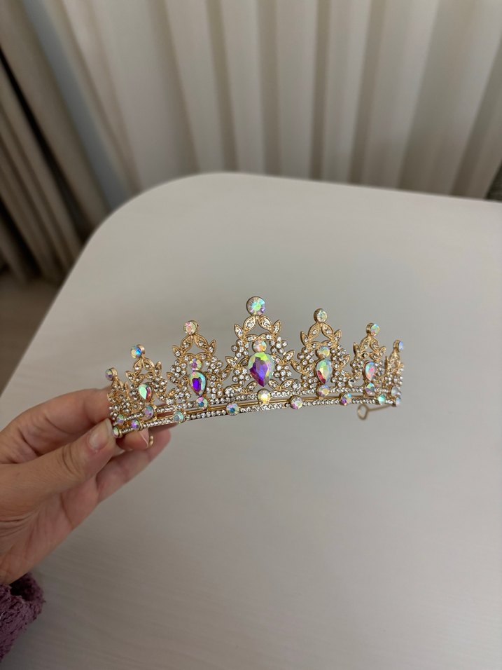 Parlak Altın Taşlı Gelin Tacı - Görsel 3