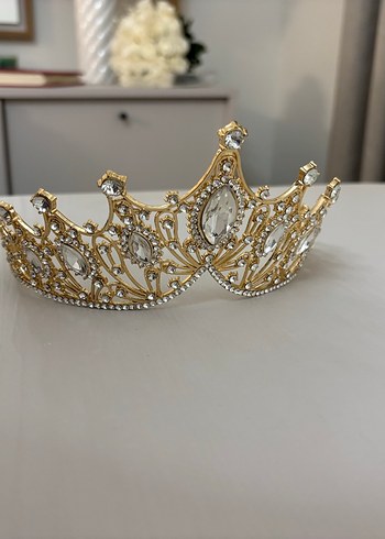 Altın Renkli Işıltılı Gelin Tacı - Görsel 3