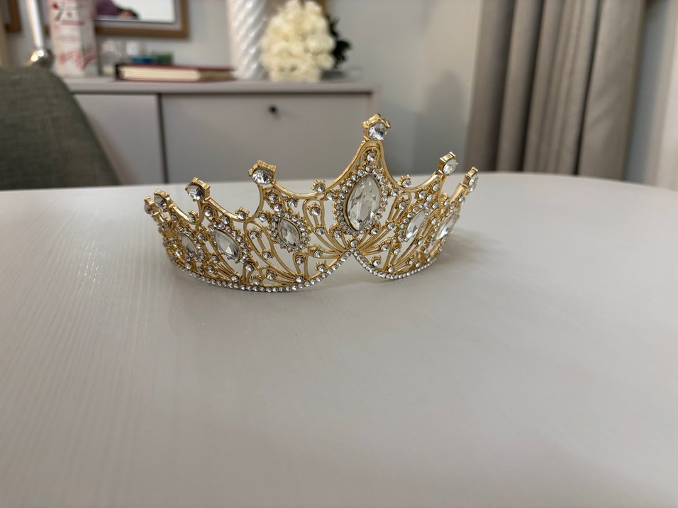 Altın Renkli Işıltılı Gelin Tacı - Görsel 3