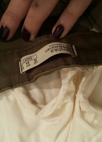 Bershka Kısa şort