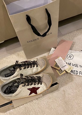 Golden Goose Deluxe 36