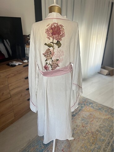 Mita Concept Kimono