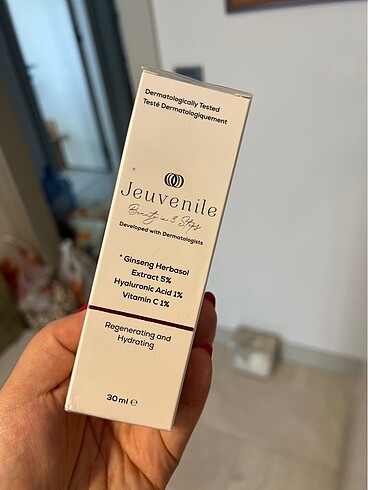 Jeuvenile Ginseng Serumu