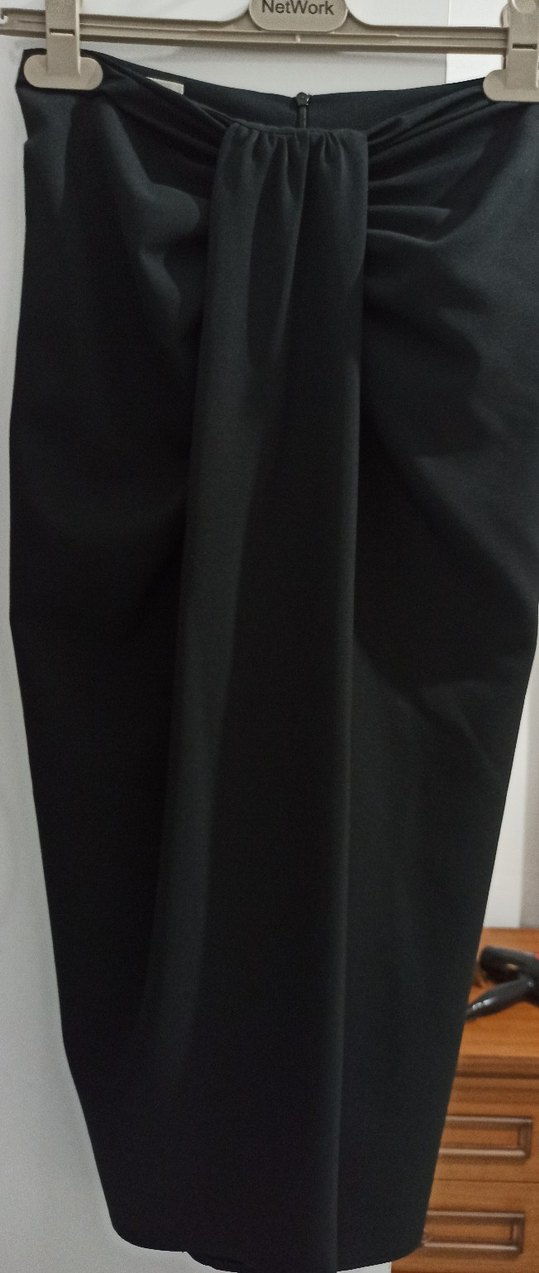 Sateen Marka Drapeli Siyah Uzun Etek - Görsel 2