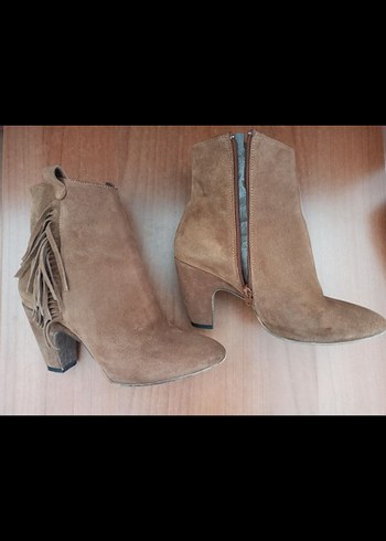 Bej Süet Püsküllü Kadın Bot - Görsel 2