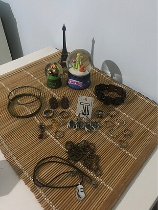 Takılar