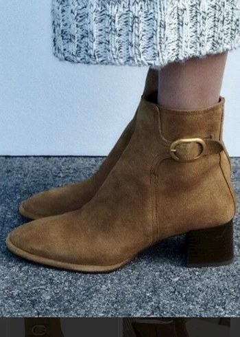 Zara Zata etiketli sıfır ,Süet Tokalı Topuklu Kadın Bot
