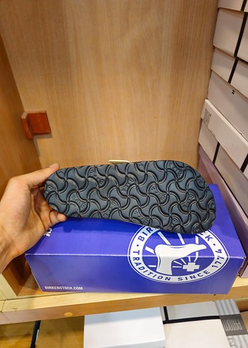 37 Beden ten rengi Renk Birkenstock Açık Krem Süet Terlik