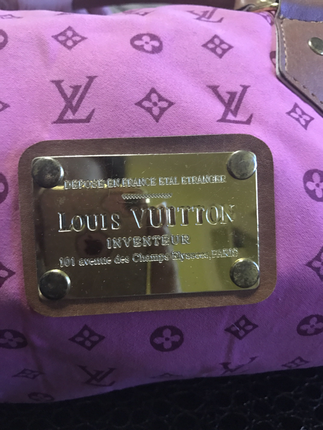 Louis Vuitton pembe çanta
