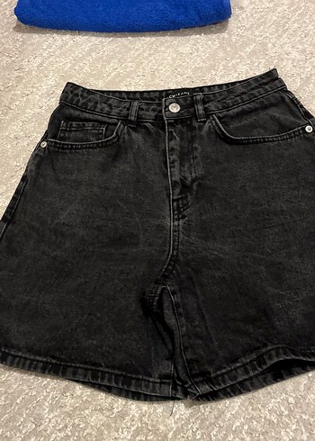 Siyah Loose Fit Mini Denim Şort