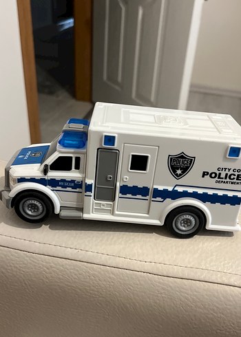 Beyaz Polis Oyuncak Arabası