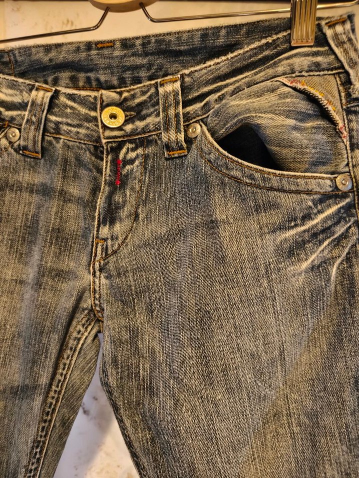 Replay
Yüksek Bel Açık Mavi Denim Jean — görsel 2/5