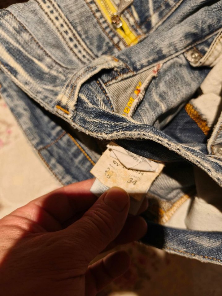 Replay
Yüksek Bel Açık Mavi Denim Jean — görsel 4/5