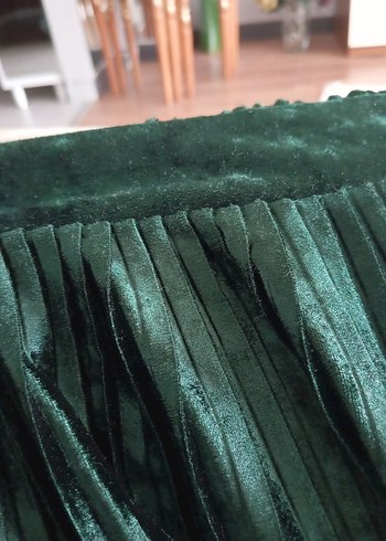 Yeşil Piliseli Midi Etek - Görsel 3