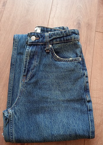 Kadın Bol Kesim Kot Pantolon - Görsel 3