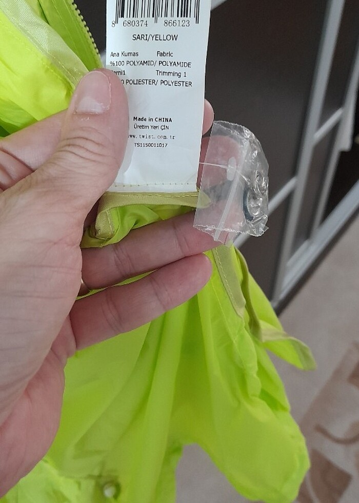 Twist Yağmurluk - Görsel 3