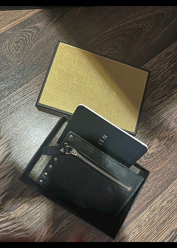  Beden siyah Renk Valentino Cüzdan