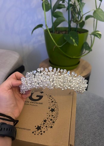 Boncuklu Beyaz Minimalist Gelin Tacı - Görsel 3