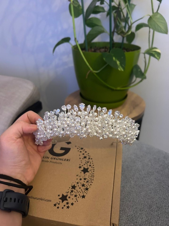 Boncuklu Beyaz Minimalist Gelin Tacı - Görsel 3