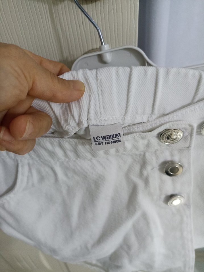 Düğmeli Beyaz Mini Etek - Görsel 4