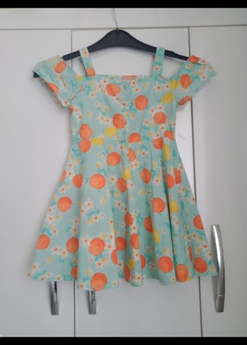 Kız Çocuk Turuncu Desenli Kayık Yaka Elbise - Görsel 2