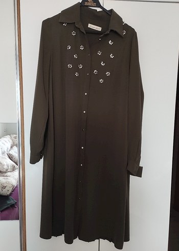 Uzun Kollu çiçek desenli taşlı Kadın Tunik