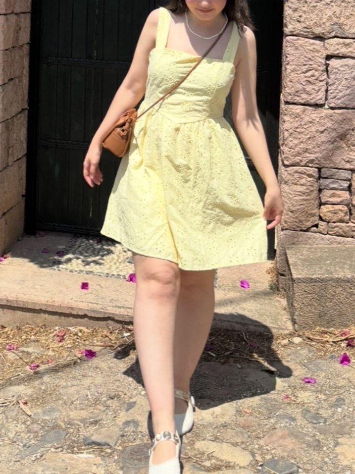 Sarı Nakışlı Midi Elbise - Görsel 3