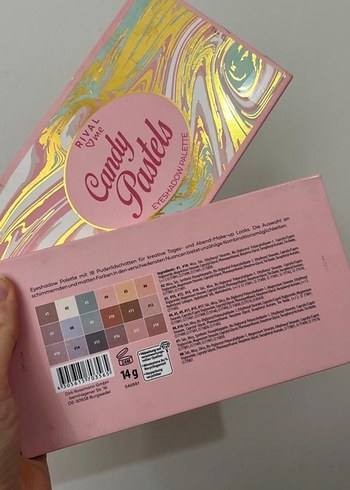 Pastel Renklerde Çok Renkli Far Paleti - Görsel 3