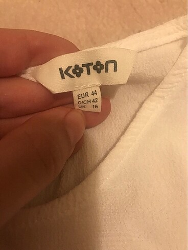 Koton Omzu açık bluz