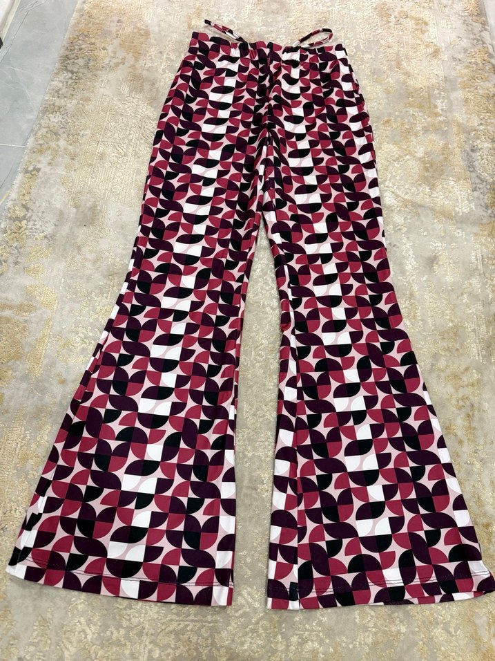 Bordo Desenli Kadın İspanyol Paça Pantolon - Görsel 2