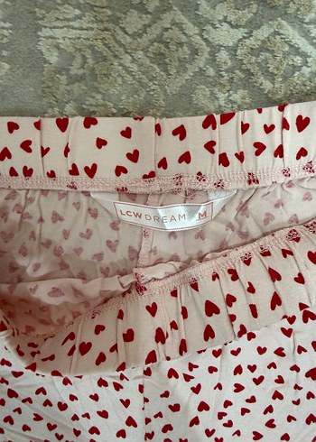 LC Waikiki Kırmızı Kalp Desenli Kısa Kadın Pijama Takımı