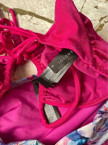TrendyolMilla Fuşya bikini takımı - Görsel 6