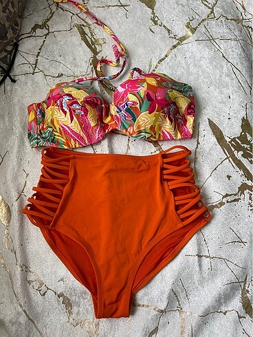 Penti turuncu kiremit bikini takımı