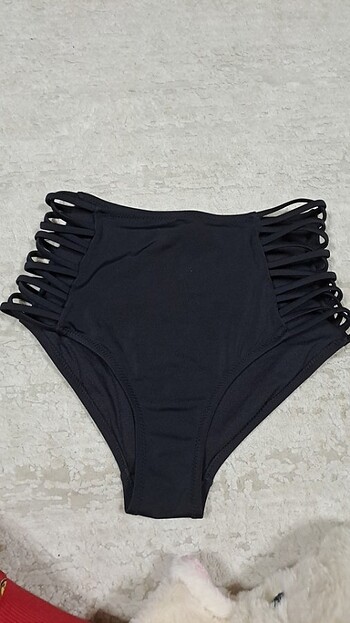 Alt bikini
