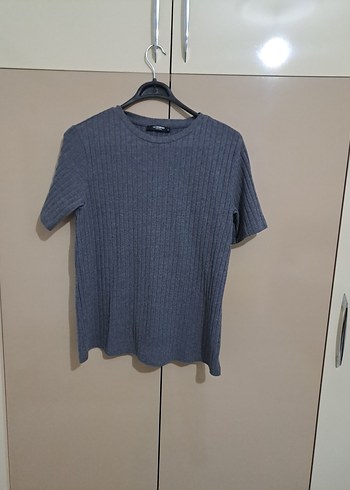 Gri Örgü Kısa Kollu Kadın Tişört - Görsel 2