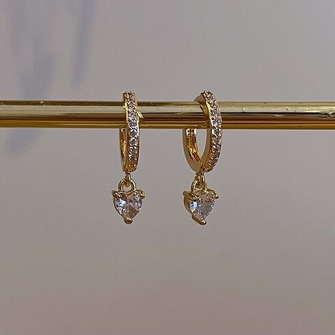 Kalp gold detaylı küpe