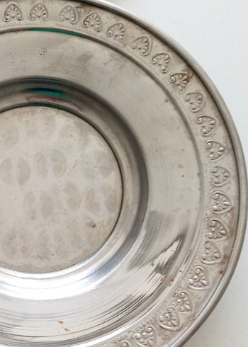 eski Parlak Beyaz Metal Tabak - Görsel 3