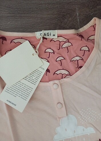 44 Beden Pijama takım