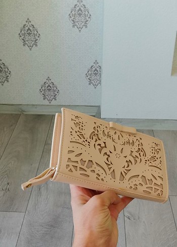 Stradivarius Bej Dantel Detaylı Kadın Deri Cüzdan