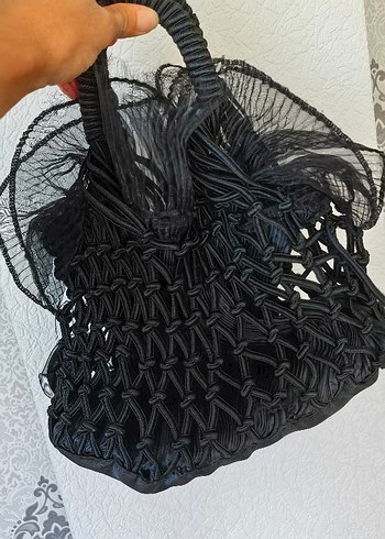 Michael Kors Siyah Nakışlı Fırfırlı Gotik Kadın Çantası