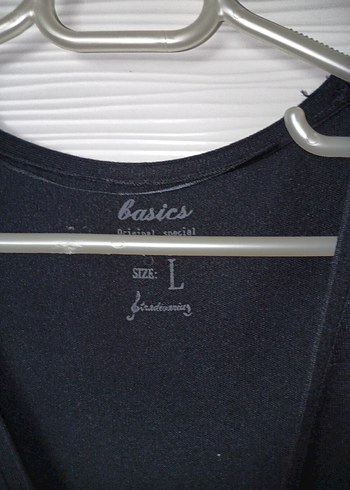 Siyah V Yaka Düğmeli Midi Hırka - Görsel 4