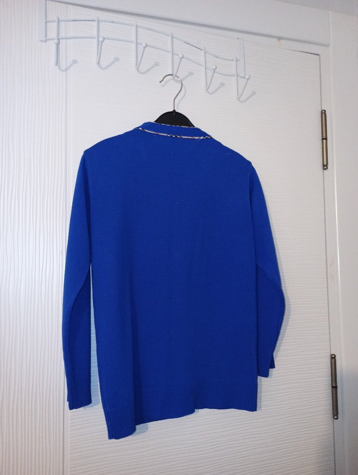 Erkek Çocuk Mavi Düğmeli Hırka - Görsel 5